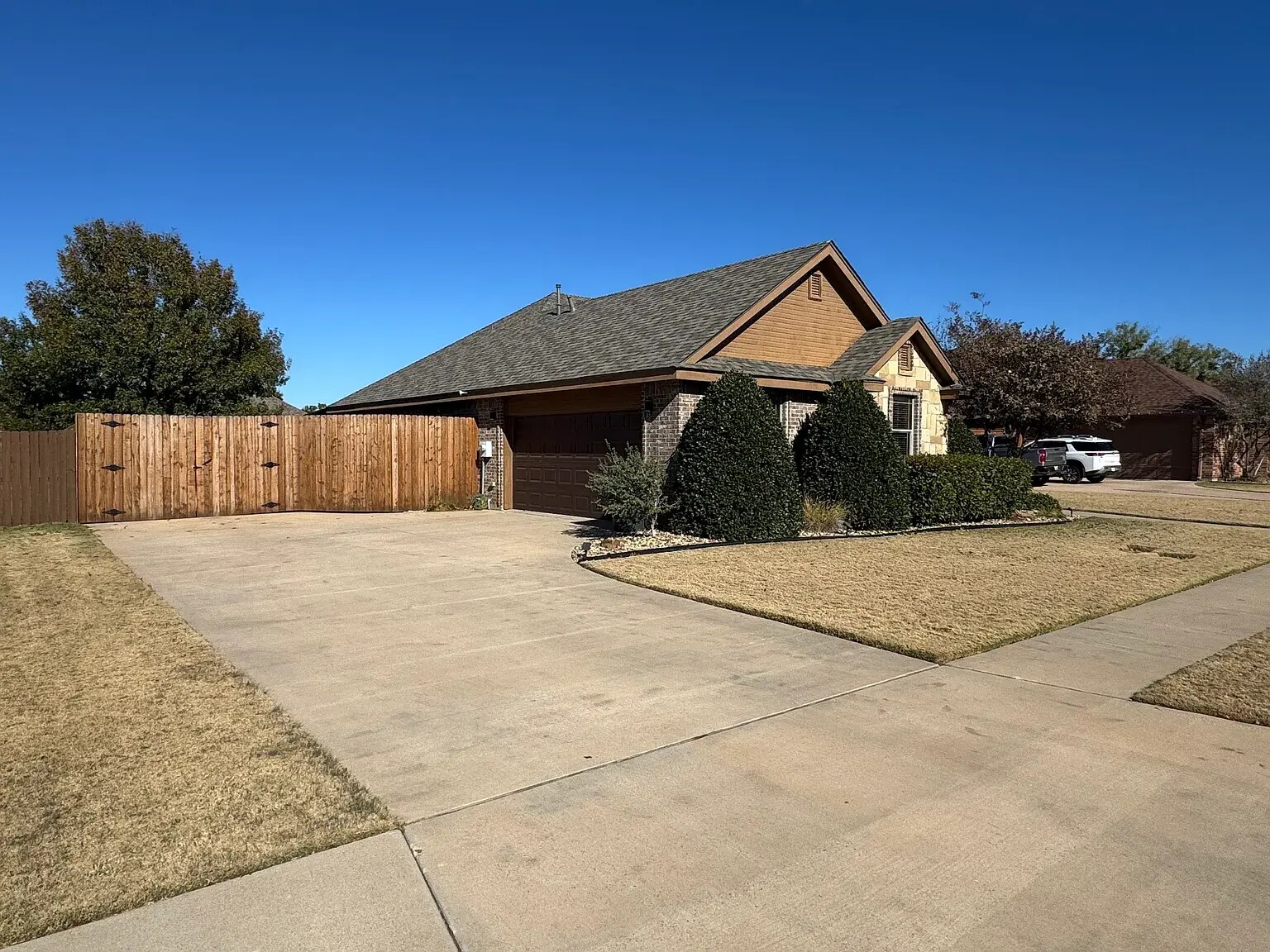 Building Photo - 610 Benelli Dr