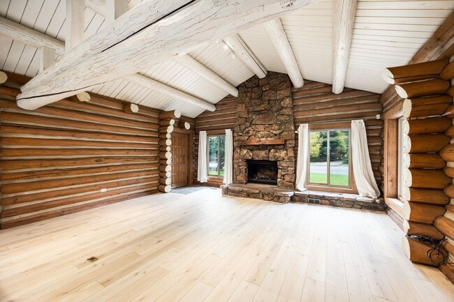 Building Photo - Updated Log Cabin in Park City — Modern Co...