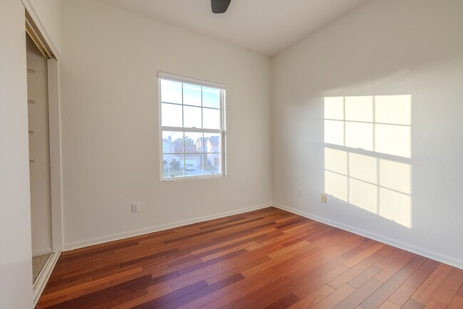 Building Photo - 3209 Rancho Reata
