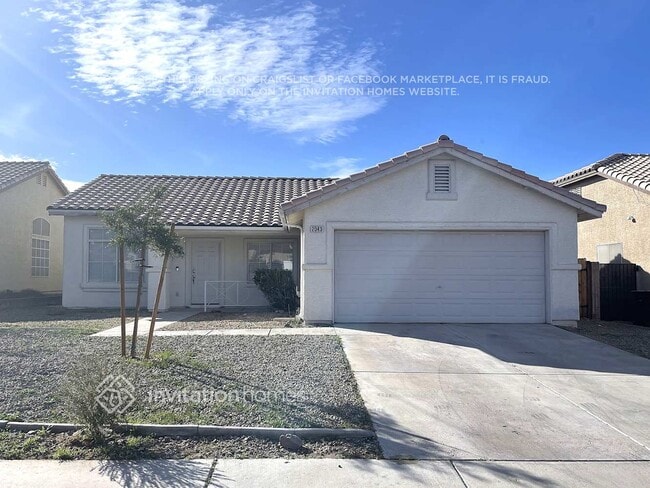 Building Photo - 2043 Babylon Mill St