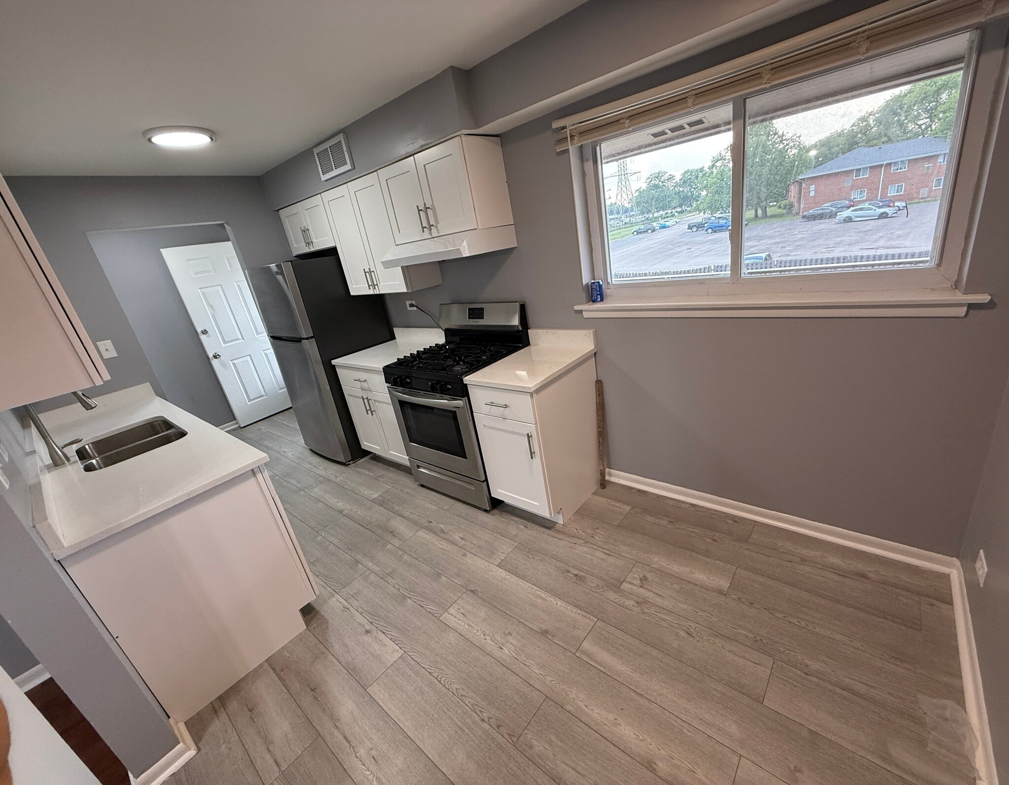 Building Photo - 1505 S Canford Cliffs Dr