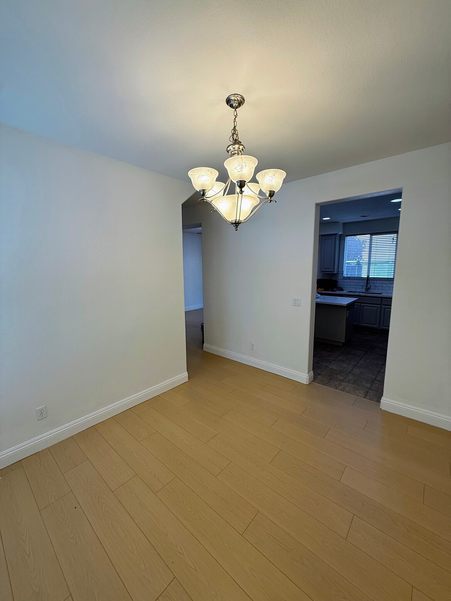 Building Photo - 5424 Knotty Pine Way