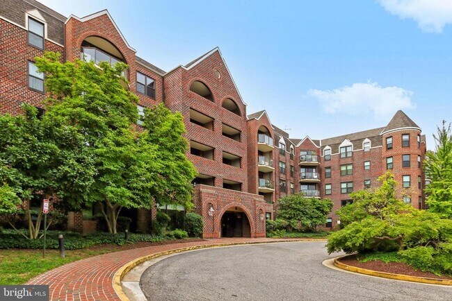 Building Photo - 2100 Langston Blvd.