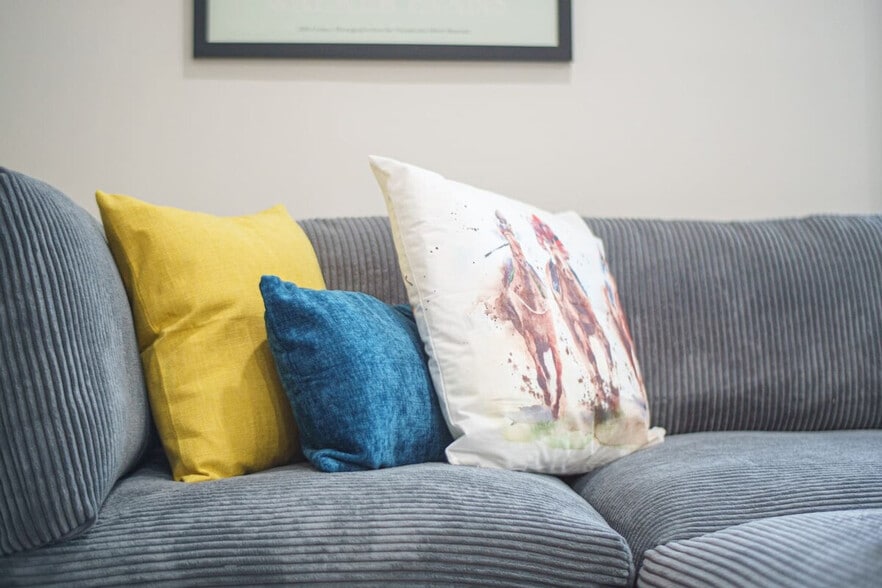 Building Photo - 70 Lake Ave