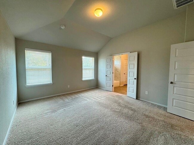 Building Photo - 295 Rimrock Ct