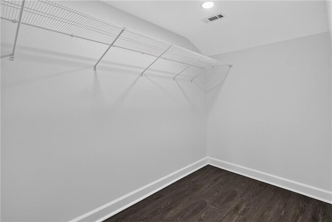 Building Photo - 1540 Spender Dr