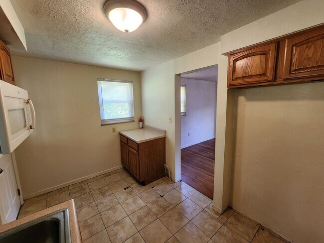 Building Photo - COMING SOON! This is a Lease-to-Own – Not ...
