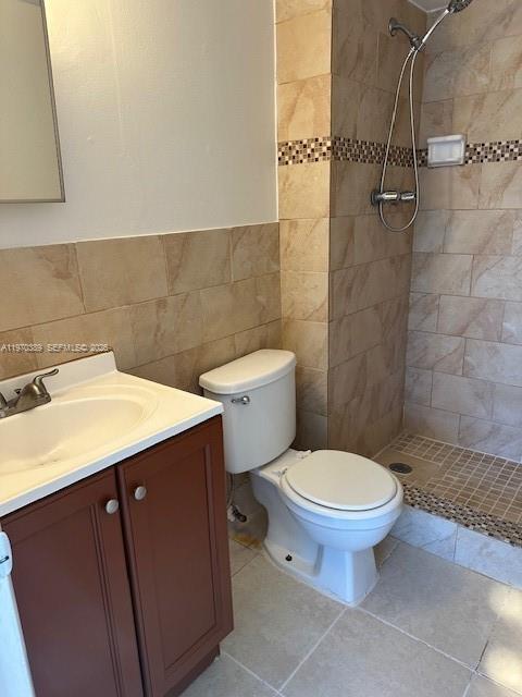 Building Photo - 484 NW 165th St