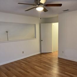 Building Photo - Colony Pine