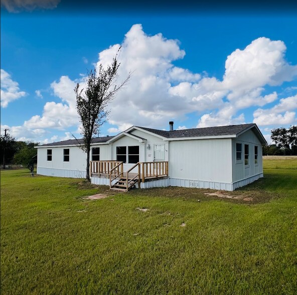 Building Photo - 127 County Road 3816