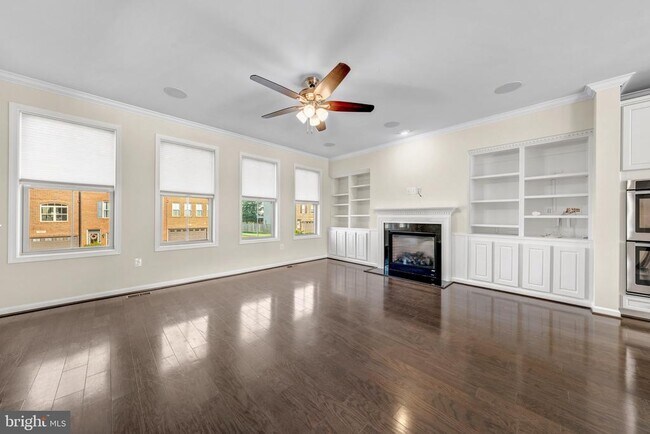 Building Photo - 6836 William White Way