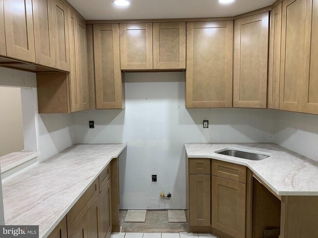 Building Photo - 44 Coral Tree Ct