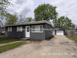 Building Photo - 1212 Kingsley Dr