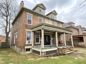 Building Photo - Neil Ave 1462-1464 HHR