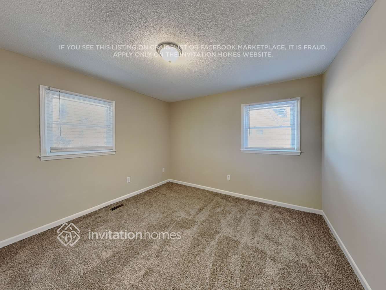 Building Photo - 90 Hillcrest Ave SE