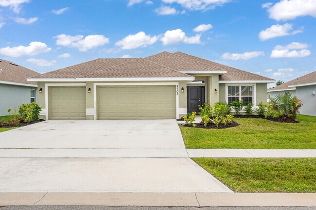Building Photo - 8705 Merano Ave