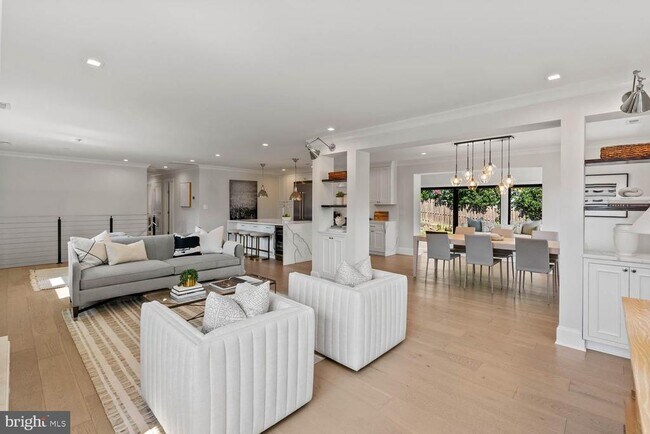 Building Photo - 4628 Blagden Terrace NW