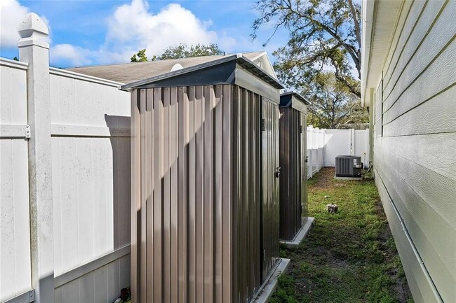 Building Photo - 4628 Dr M.L.K. Jr St N