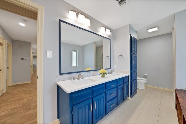 Building Photo - 2812 Whisperwood Trail