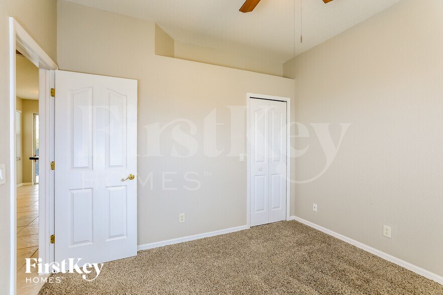 Building Photo - 2322 Renfro Ave