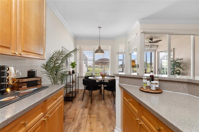 Building Photo - 1896 Crestview Way