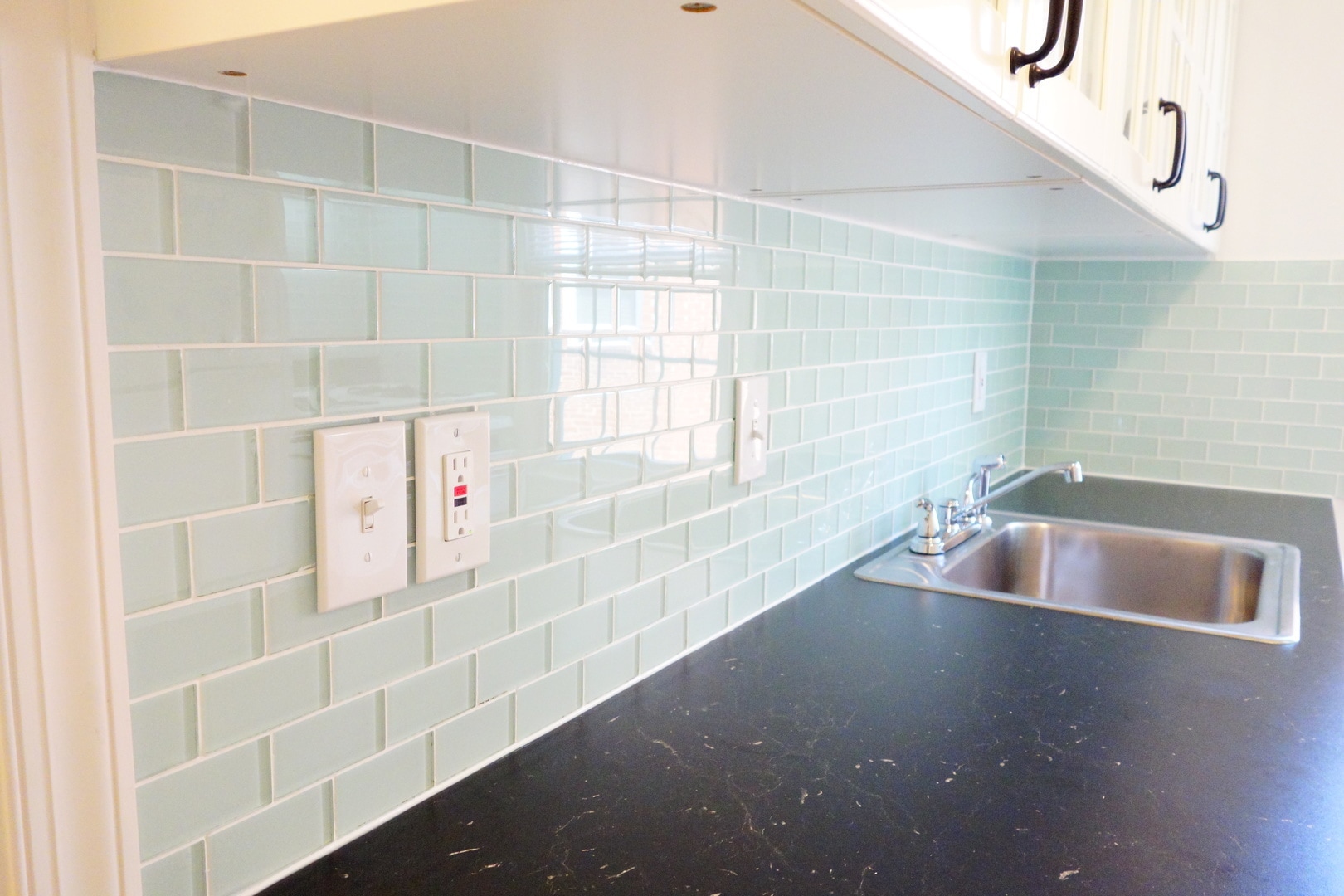 Building Photo - 812 Greenwood Cir