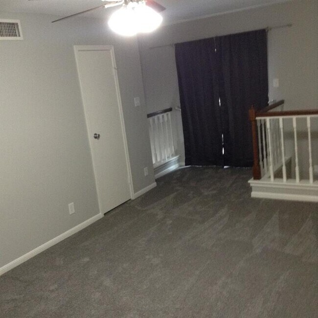 Building Photo - 2120 El Paseo St