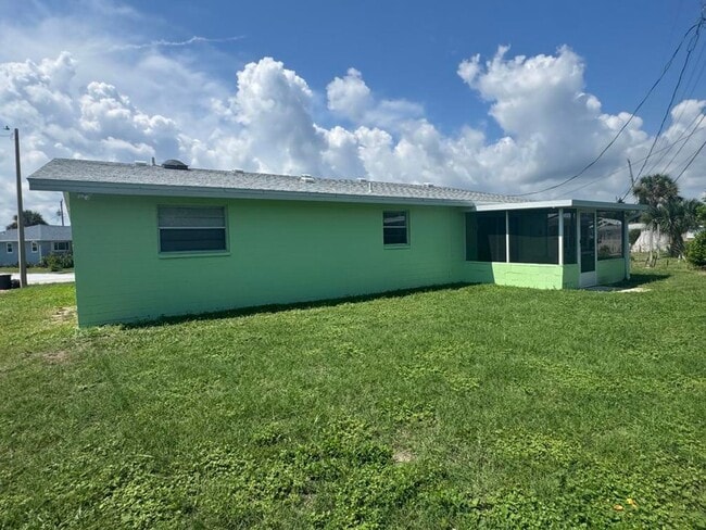 Building Photo - 2/2 in Ormond by the Sea