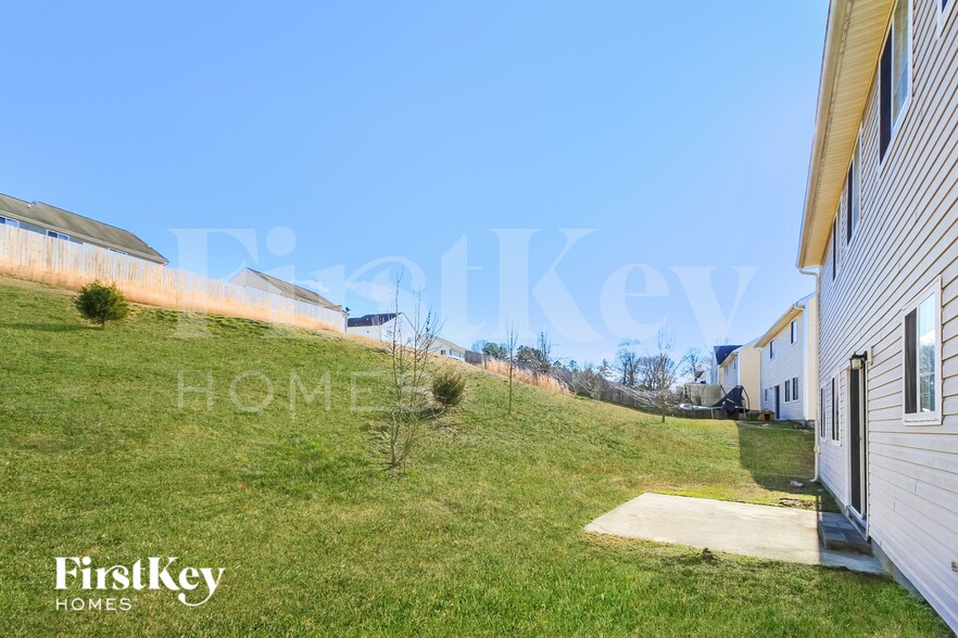 Building Photo - 2645 Ninfield Dr