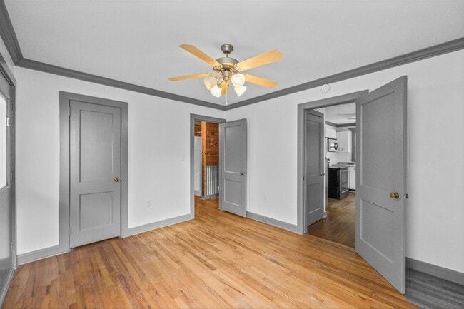 Building Photo - New Hope - fully remodeled gem