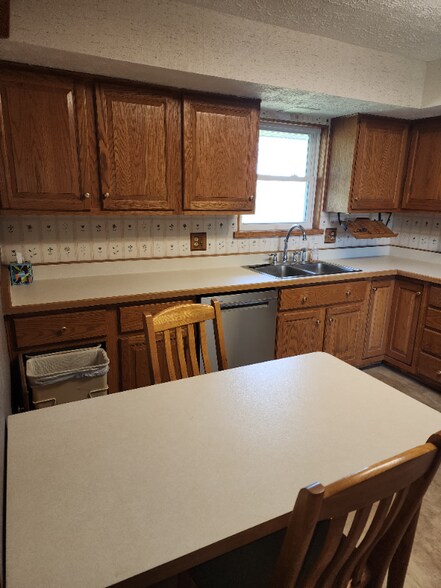 Building Photo - 8346 Ulery Rd