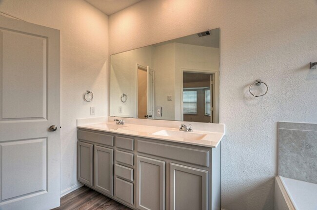 Building Photo - 14202 Padova Crk Ct