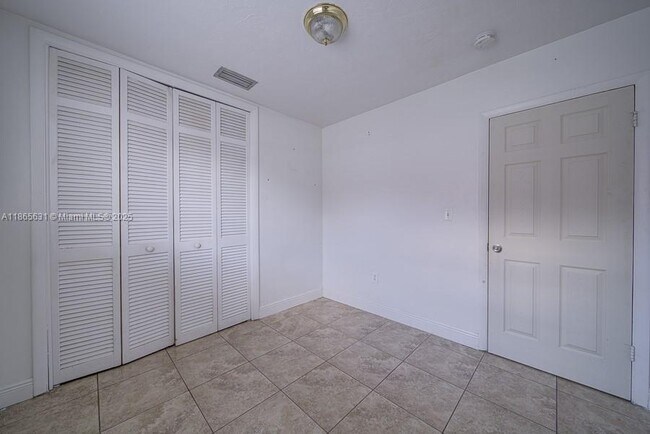 Building Photo - 11250 SW 7th St