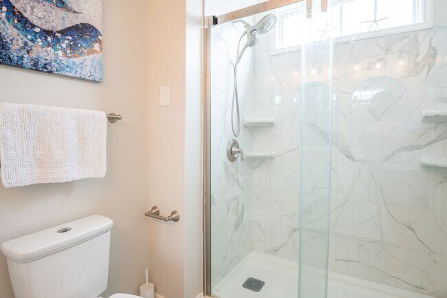 Building Photo - OFF-SEASON MONTHLY RENTAL AVAILABLE MARCH OF 2026