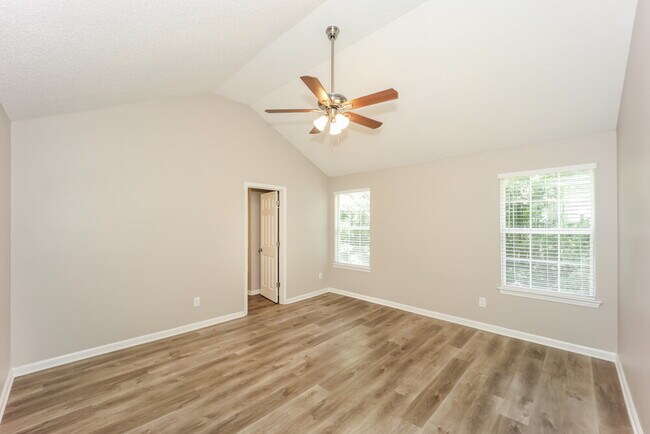 Building Photo - 218 Southwind Ln