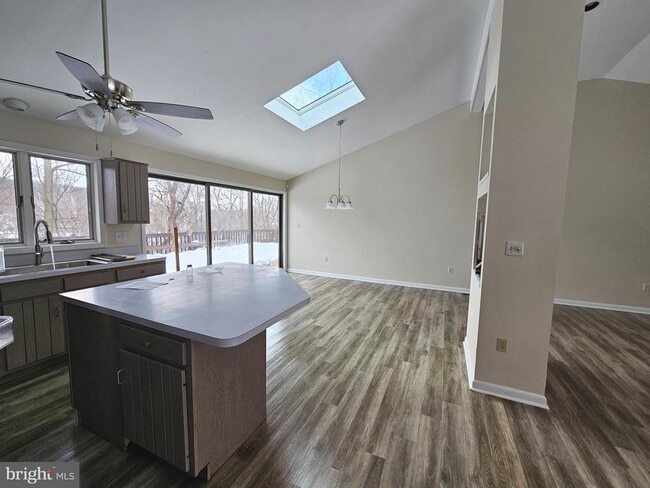 Building Photo - 3052 Funks Mill Rd