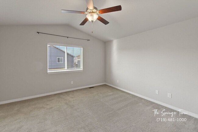 Building Photo - 10898 Rowley Dr