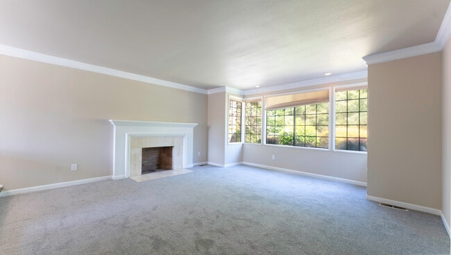 Building Photo - 18135 160th Ave SE