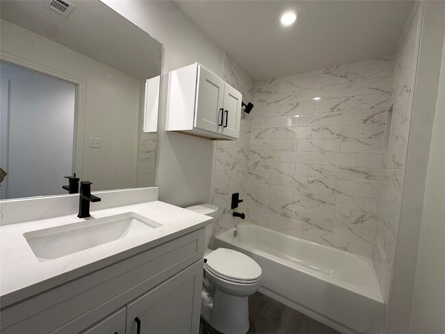 Building Photo - 2829 Timmons Ln