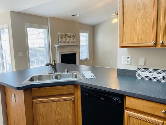 Building Photo - 302 Highland Falls Dr