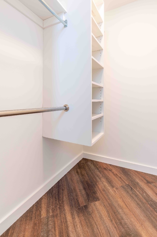 Building Photo - 818 12th St