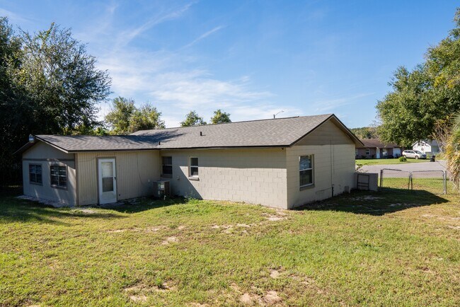 Building Photo - 1483 Elderton Dr