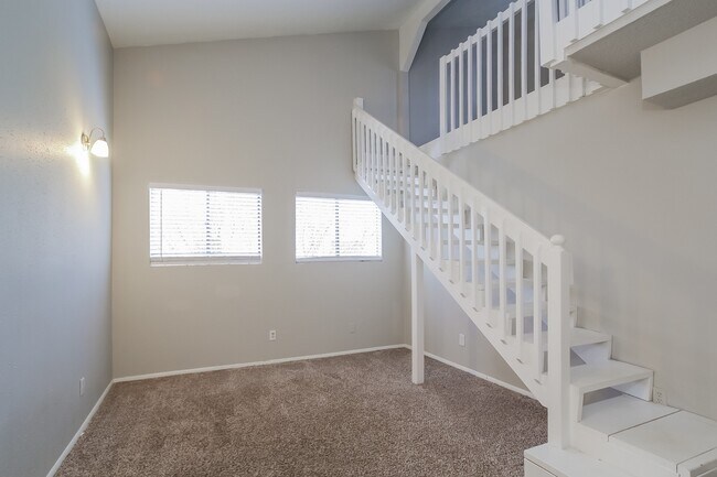 Building Photo - 17803 S Cypress Villas Dr