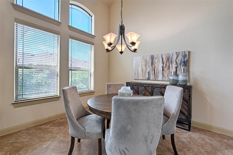 Building Photo - 1605 Brook Glen Dr