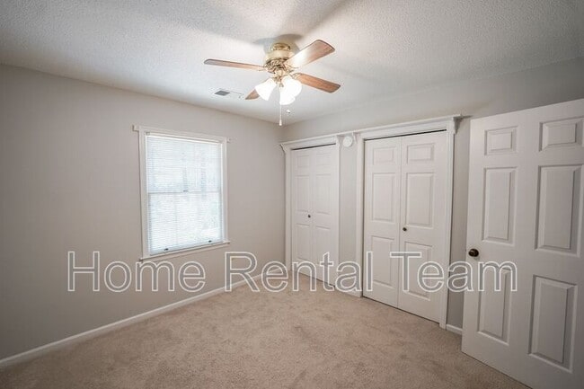 Building Photo - 803 Kings Rd