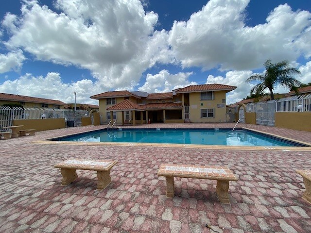 Pool Area - 15635 SW 74th Cir Dr