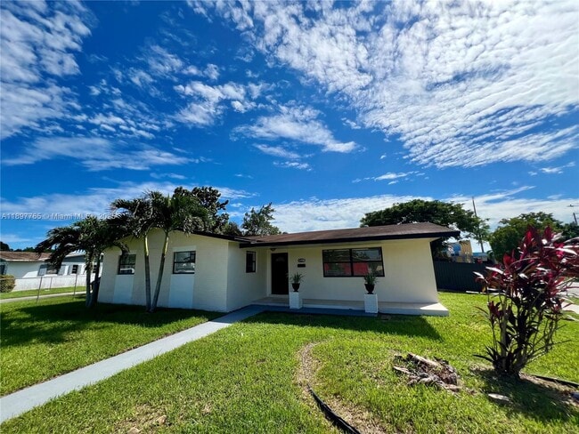 Building Photo - 11950 SW 199th St
