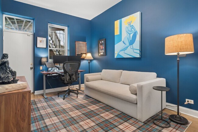 Building Photo - 1667 N Bissell St