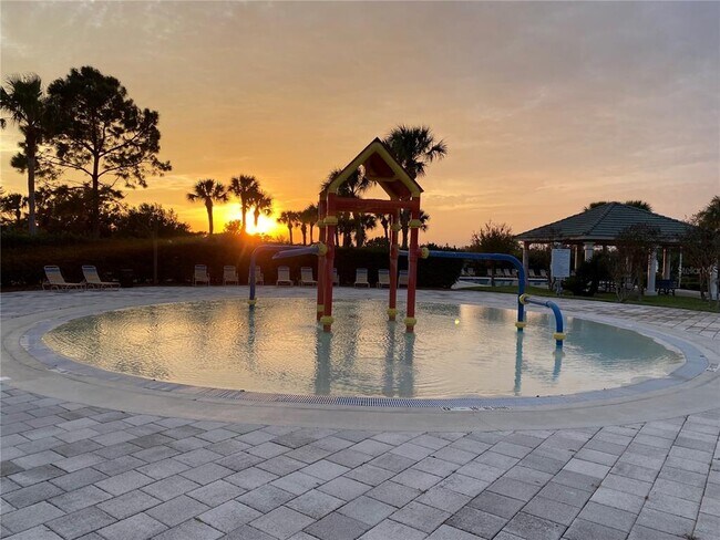 Building Photo - 15727 Bay Vista Dr
