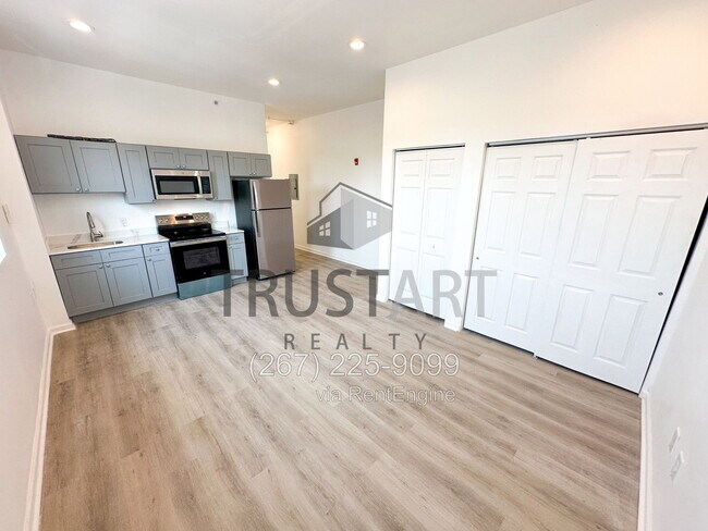 Building Photo - 2431 N 26th St